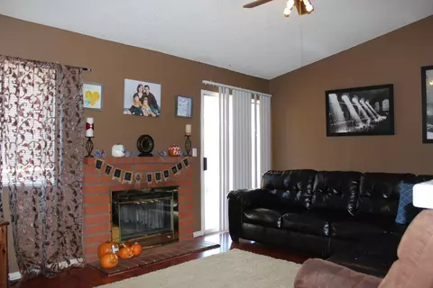 1601 Bluebell St, Lancaster, CA 93535 photo 12
