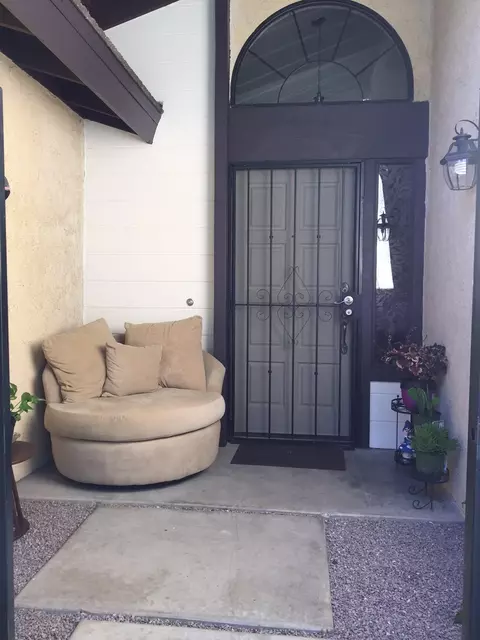 3103 Glad Way, Lancaster, CA 93536 photo 3