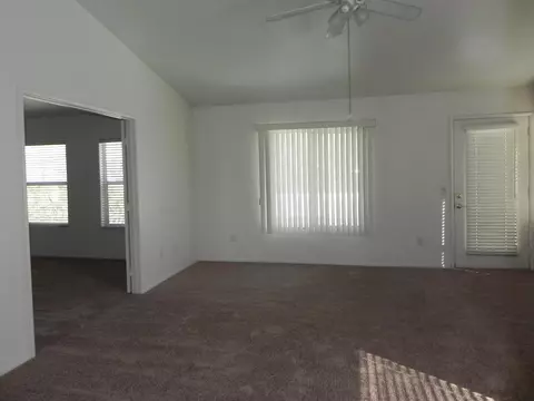 43108 Fenner Ave, Lancaster, CA 93536 photo 15