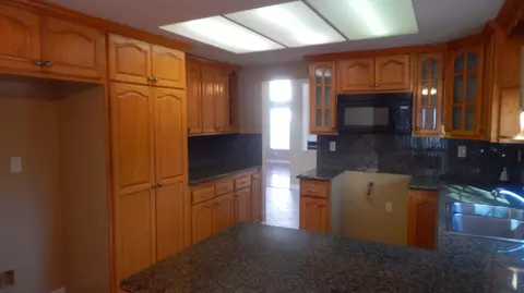 36416 Windtree Cir, Palmdale, CA 93550 photo 12