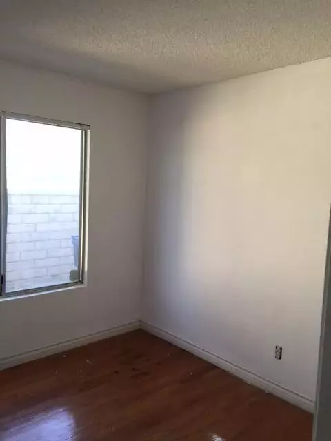 37143 29th St E, Palmdale, CA 93550 photo 4