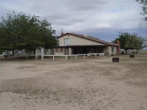 47355 90th St W, Lancaster, CA 93536 photo 2