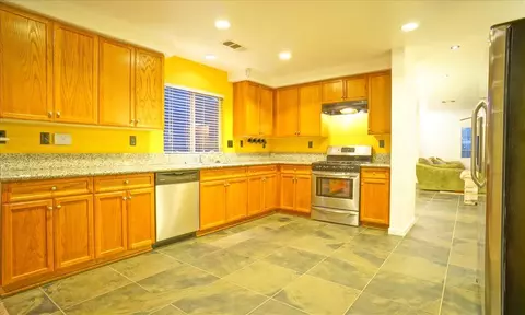 558 Cobb Rd, Lancaster, CA 93535 photo 5