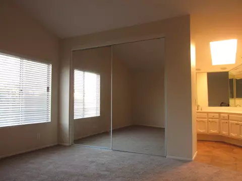2061 Oldfield St E, Lancaster, CA 93535 photo 9
