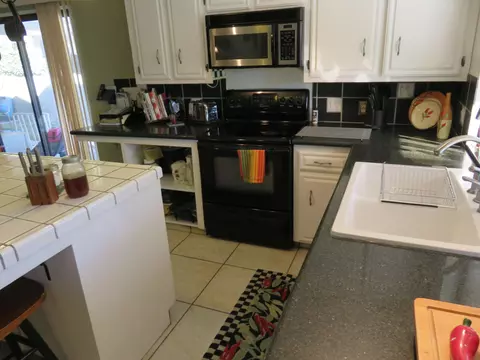 2828 Perfect Pl, Lancaster, CA 93536 photo 18