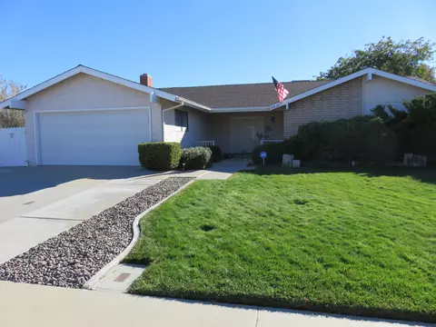 2828 Perfect Pl, Lancaster, CA 93536 photo 3