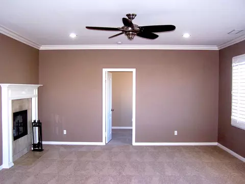 4749 Chalone Dr, Palmdale, CA 93552 photo 4
