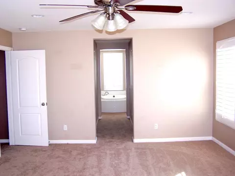 4749 Chalone Dr, Palmdale, CA 93552 photo 11