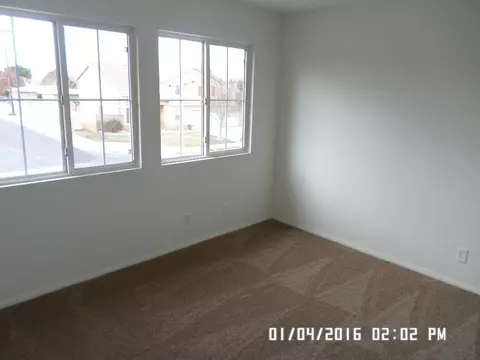 38542 37th St E, Palmdale, CA 93550 photo 13