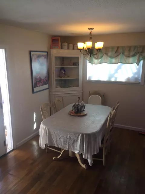 1345 Kerrick St, Lancaster, CA 93534 photo 11