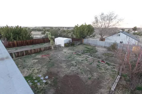 36484 Harold 3rd St, Palmdale, CA 93550 photo 43