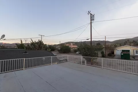 36484 Harold 3rd St, Palmdale, CA 93550 photo 57