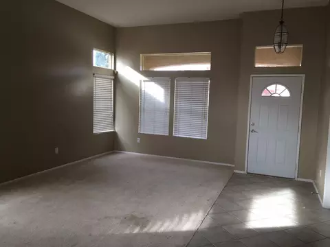 37006 Fallon Pl, Palmdale, CA 93550 photo 2