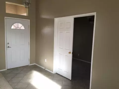 37006 Fallon Pl, Palmdale, CA 93550 photo 4