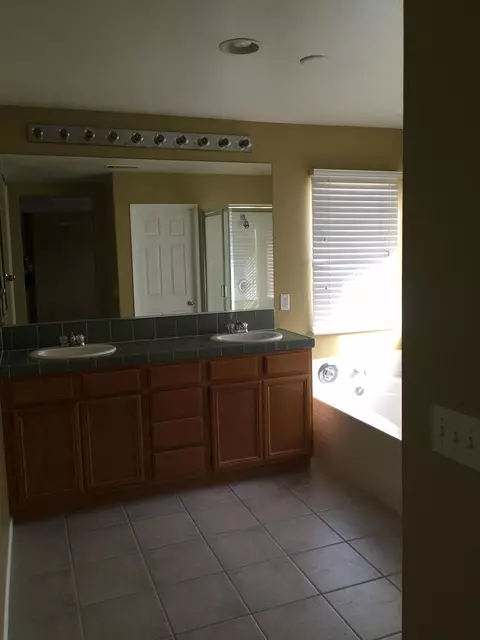 37006 Fallon Pl, Palmdale, CA 93550 photo 18