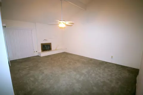 44100 30th St W, Lancaster, CA 93536 photo 2