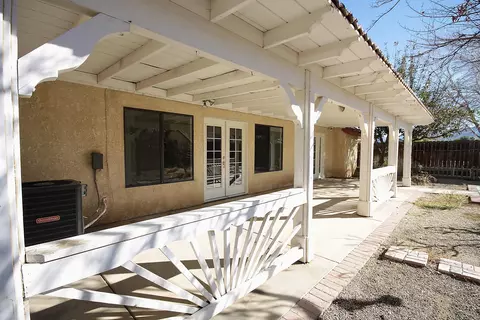 37509 Rose St, Palmdale, CA 93552 photo 13