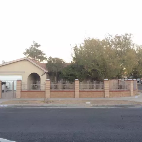 37834 27th St E, Palmdale, CA 93550 photo 2