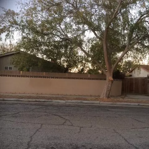 37834 27th St E, Palmdale, CA 93550 photo 4