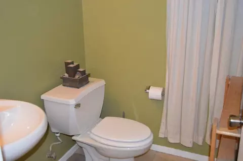 44641 Ruthron Ave, Lancaster, CA 93536 photo 75