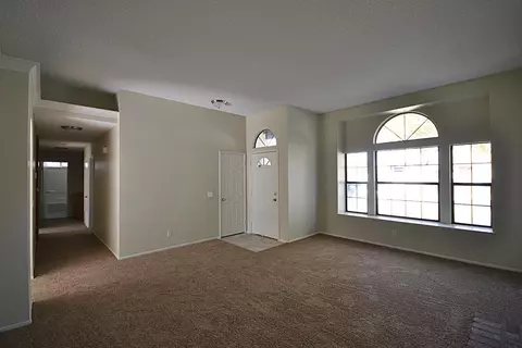 4354 Saddleback Rd, Palmdale, CA 93552 photo 4