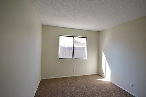 4354 Saddleback Rd, Palmdale, CA 93552 photo 17