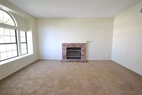 4354 Saddleback Rd, Palmdale, CA 93552 photo 3