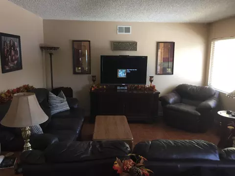 1136 Avenue J2 E, Lancaster, CA 93535 photo 5