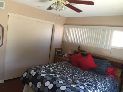 1136 Avenue J2 E, Lancaster, CA 93535 photo 18