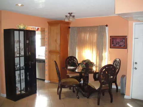 2554 Olive Dr Apt 147 Dr #147, Palmdale, CA 93550 photo 9