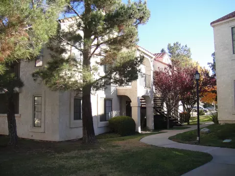 2554 Olive Dr Apt 147 Dr #147, Palmdale, CA 93550 photo 1