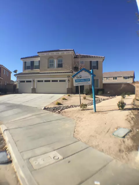 44323 17th St E, Lancaster, CA 93535 photo 2