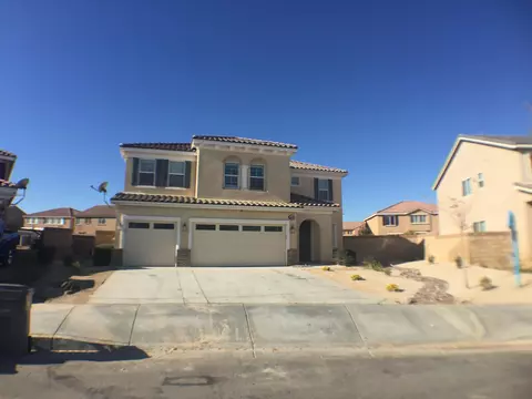 44323 17th St E, Lancaster, CA 93535 photo 1