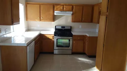 748 Avenue H13 E, Lancaster, CA 93535 photo 5