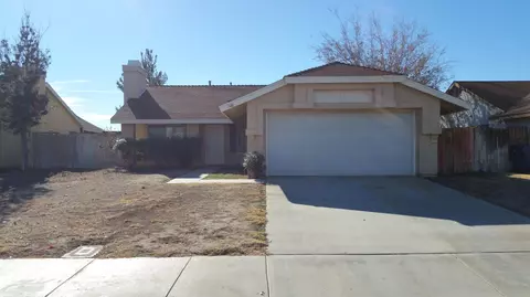 748 Avenue H13 E, Lancaster, CA 93535 photo 1