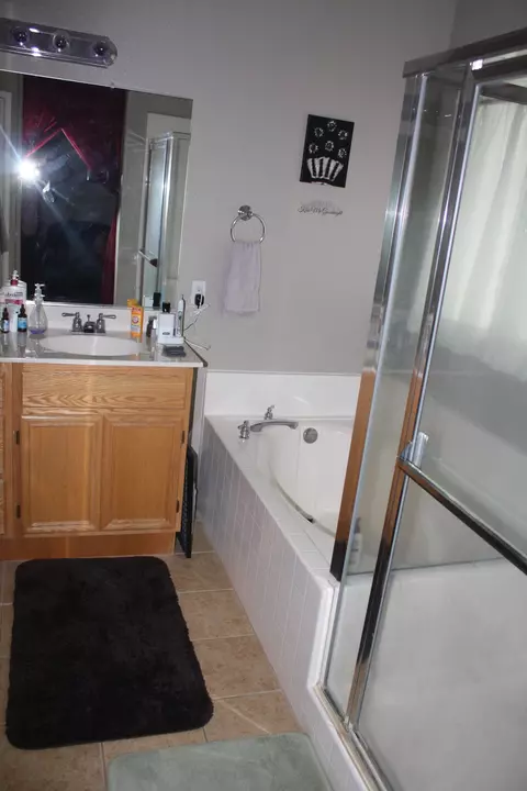 2036 Harlow Ct, Lancaster, CA 93536 photo 12