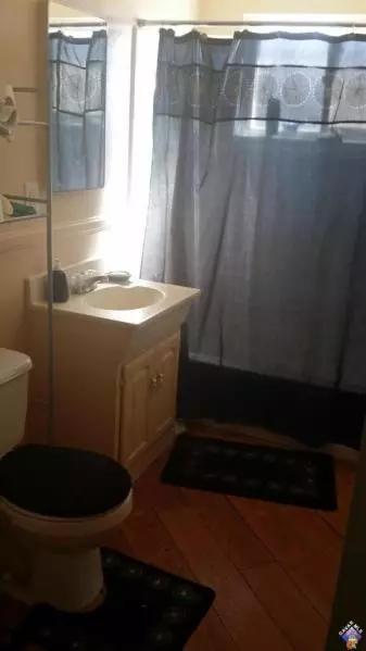 202 J7 Ave E, Lancaster, CA 93535 photo 4