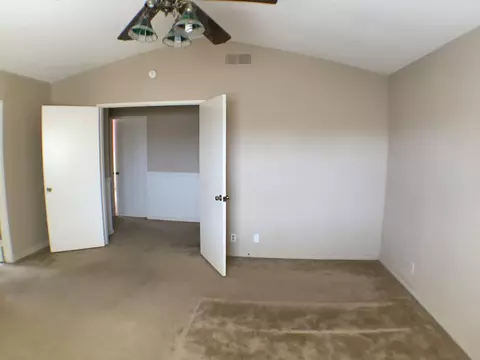 44020 Ruthron Ave, Lancaster, CA 93536 photo 9