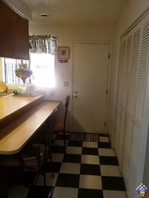 1858 Park Circle Dr, Lancaster, CA 93535 photo 10