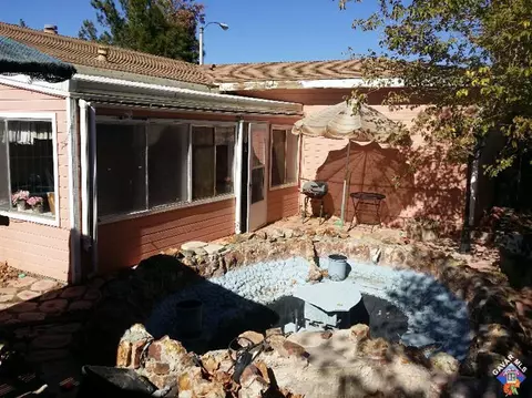 1858 Park Circle Dr, Lancaster, CA 93535 photo 4