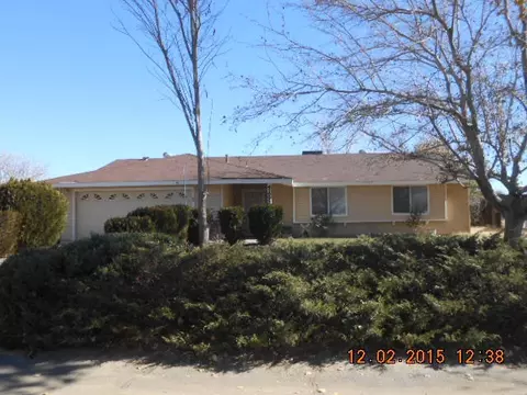 41002 173rd St E, Lancaster, CA 93535 photo 2