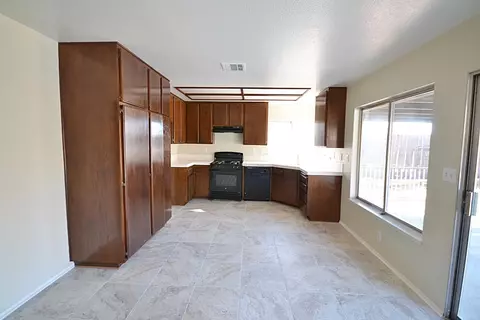 1755 Avenue R12 E, Palmdale, CA 93550 photo 6