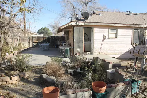 44451 Graphic St, Lancaster, CA 93535 photo 7