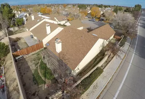 37607 13th St E, Palmdale, CA 93550 photo 3