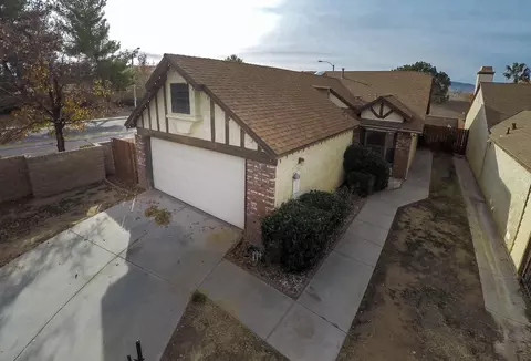 37607 13th St E, Palmdale, CA 93550 photo 11