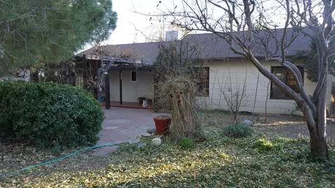 8660 Avenue E4 W, Lancaster, CA 93536 photo 1