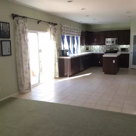44233 Rucker St, Lancaster, CA 93535 photo 9