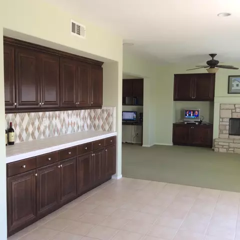 44233 Rucker St, Lancaster, CA 93535 photo 8