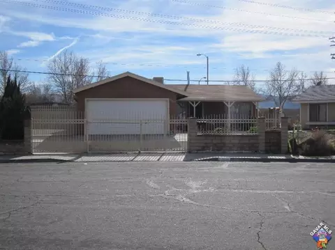 3660 Balmont St, Lancaster, CA 93536 photo 1