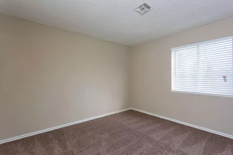 44200 Fenhold St, Lancaster, CA 93535 photo 12
